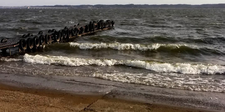 荒れる霞ヶ浦