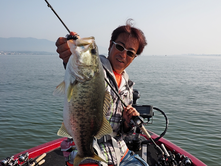 琵琶湖のちょいナル親父、うえんつ